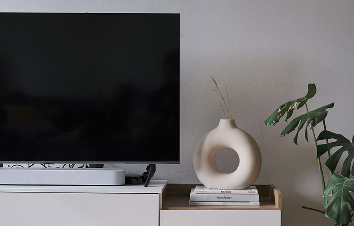 PhotonBeam 48" Curved LED TV — изображение 3